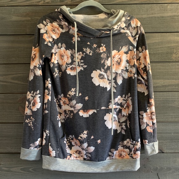12 Pm By Mon Ami Sweaters - 12 Pm by Mon Ami Floral Hooded Sweater